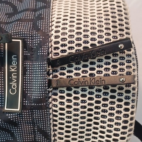 Small Calvin Klein Backpack -small tear in largest pocket. Super Clean!! - Picture 4 of 11
